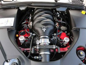 Maserati GranCabrio Engine 2014