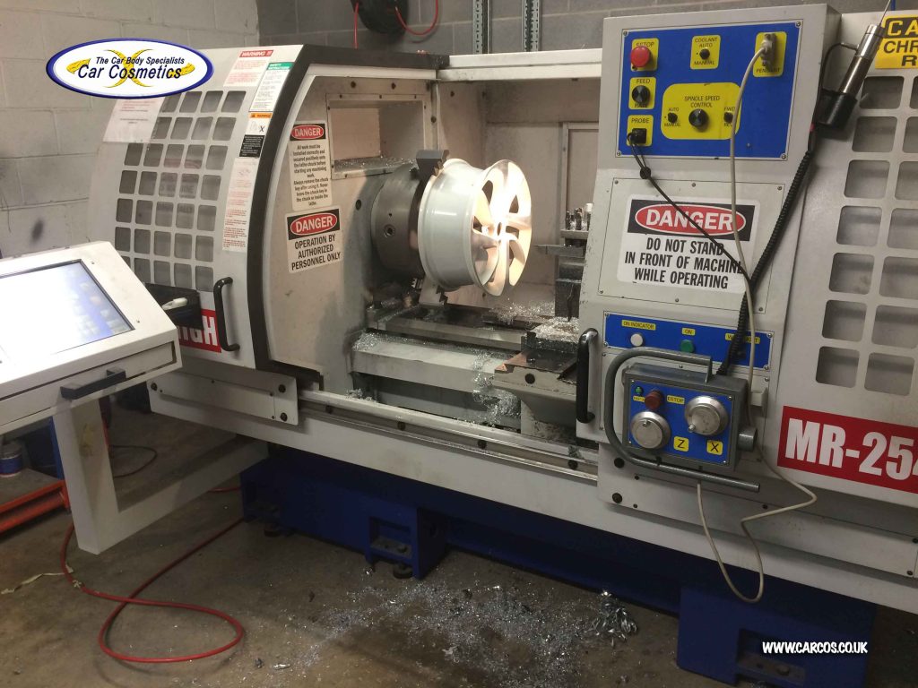 Diamond Cut Alloy Wheel Lathe
