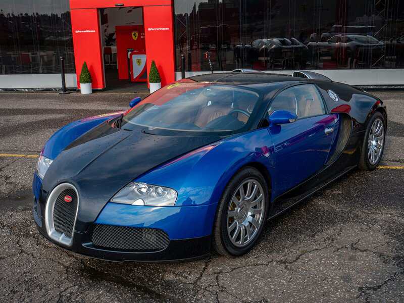 Fastest Cars - Bugatti Veyron 16.4